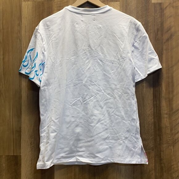 White Graphic Tee with Multicolor Design - Picture 4 of 6